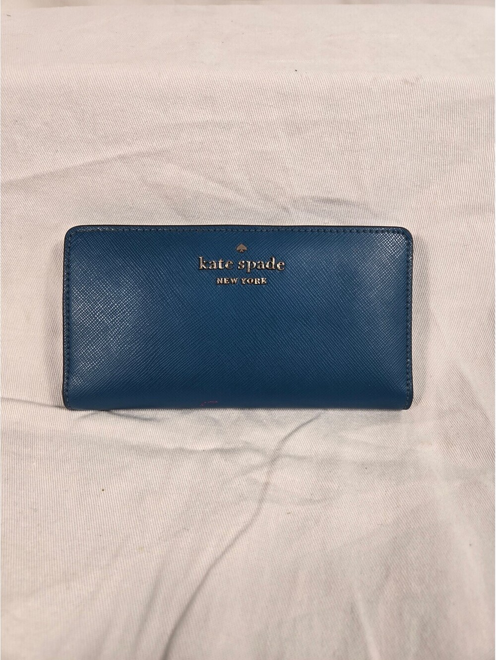 Kate Spade New York Staci Slim Bifold Wallet Classic Preppy
